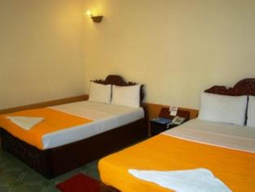 Thy Ny Hotel Battambang Exterior photo